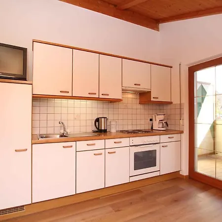 Schnatzhof 3*