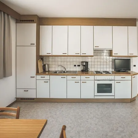 Schnatzhof Aparthotel 3*